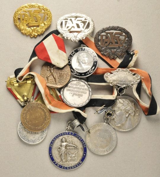 Weimar Republic  Collection / estade of 11 Heavy lifting sport decorations.  1.-3.) Heavy Lifting