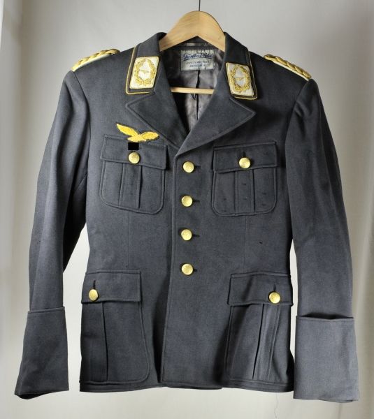 Air Force  Jacket for a General Major of the Luftwaffe.  Blue-grey gabardine, well sewn insignias in