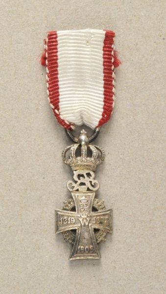 Denmark  Danebrog-Mens Cross, 6. model (Frederik VIII. - 1906-1912), miniature.  Silver, open