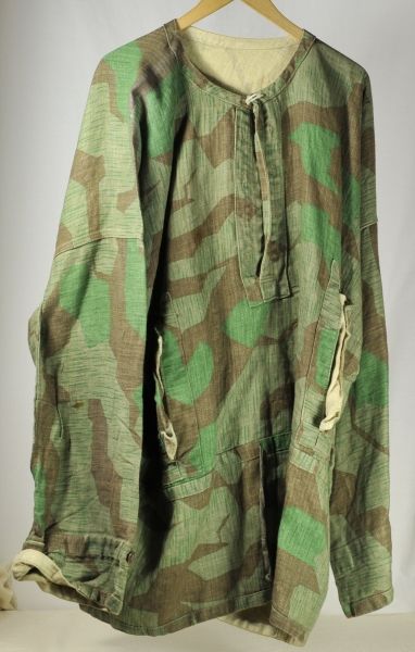 Army  Wehrmacht, camo-jacket with splinter-camo, 1. model.  One side with splinter-camo, the other