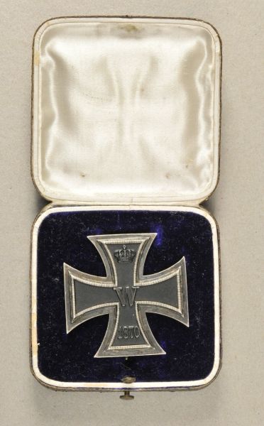 Prussia  Iron Cross, 1870, 1. class, in box.  Blackened iron core, silver frame, reverse