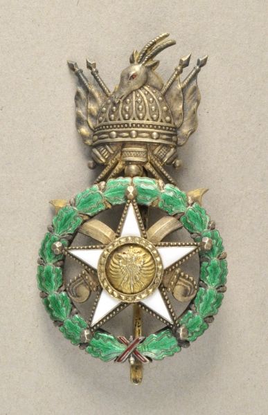Albania  Skanderbeg orden, first model (1925-1939), officer plug decoration.  Silver gildet,