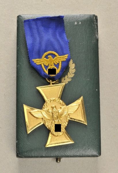 Germany (1933-1945)  Police-Long Service Decoration, 1. grade, in box.  Brass gilded, polished