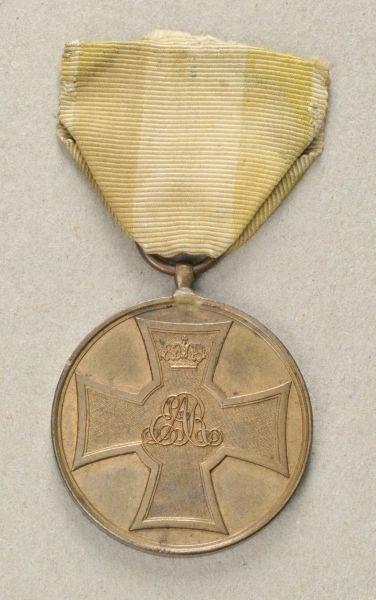 Hannover  War Medal for the Volunteers of the Royal Greatbritain-german legion.  Bronce, on sewn