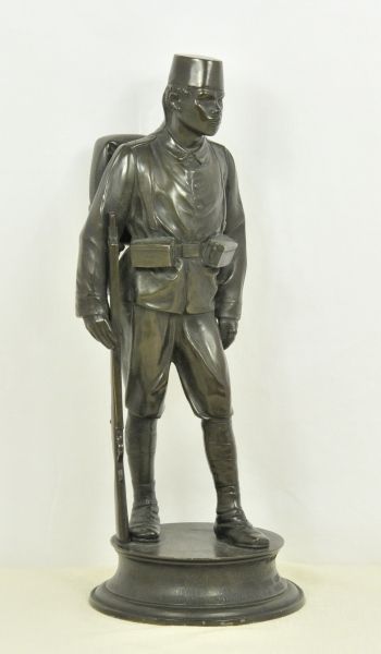 German Empire (1871-1918)  Schutztruppe for German-East-Africa, Bronce-galvano-statue of the NCO-