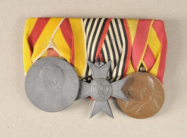 Baden  Large mounted medalbar with 3 decorations.  1.) Silver Merit Medal, Friedrich II. (1908-