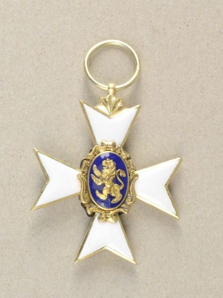 Schwarzburg  Princely Schwarzburg-Honor Cross, Cross 2. class.  Gold, partially enamelled,