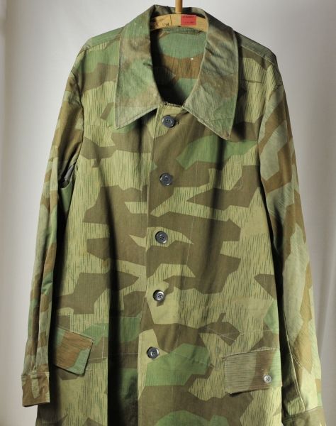 Air Force  Luftaffe, camo jacket for Luftwaffe-field-divisions.  Splinter-camo printed on