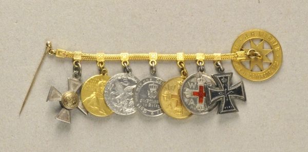 Prussia  Miniature Chain of a Landwehr Doctor with 7 decorations.  1.) Iron Cross, 1870, 2. class;