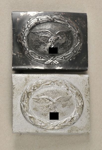 Air Force  Lot of 2 Luftwaffe belt buckles.  1.) Aluminium; 2.) Iron, blackened.  Condition: II