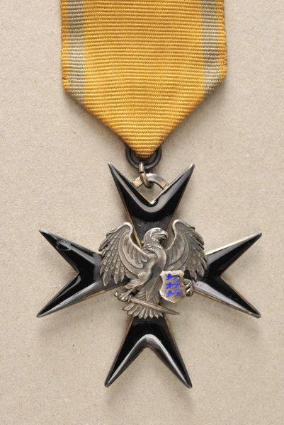 Estonia  Order of the Cross of the Eagle, 5. class.  Silver, partially gilded and enamelled, eagle