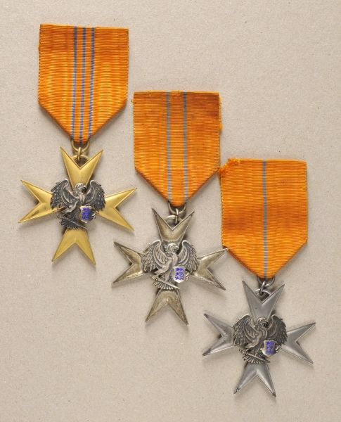 Estonia  Order of the Cross of the Eagle, Golden, Silver and Iron Cross.  Each with separatly