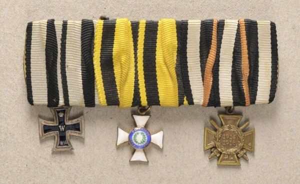 Württemberg  Miniature medalbar of an officer with 3 decorations.  1.) Prussia: Iron Cross, 1914, 2.