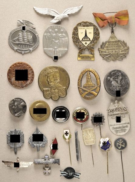 Germany (1933-1945)  Lot of 26 day badges (tinnies).  Various.  Condition: II    Starting price: 50