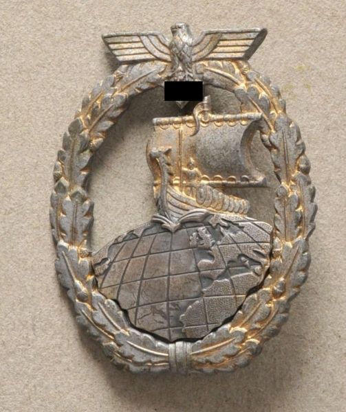 Germany (1933-1945)  Auxillery War Badge.  ZInc, globe separatly riveted.  Condition: II    Starting