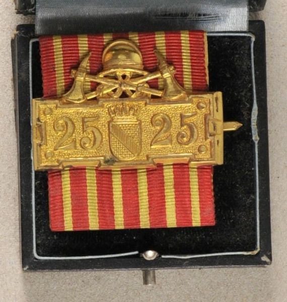Baden  Fire Brigade decoration for 25 years, in box.  Gilded, with ribbon, on pin; in black box, tag