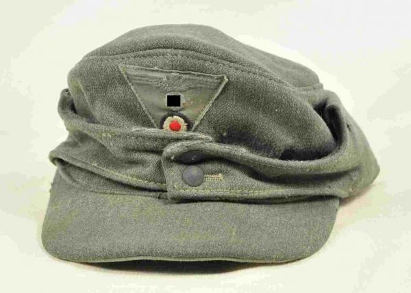 Army  Wehrmacht, field cap for enlisted troops.  Chamber piece, field grey fabric, with bevo woven