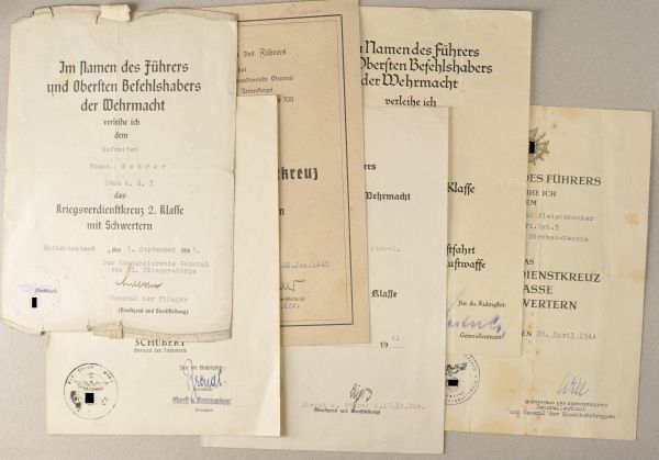 Germany (1933-1945)  Lot of 6 War Merit Cross, 2. class with swords documents.  - Stab K.G. 3;  -