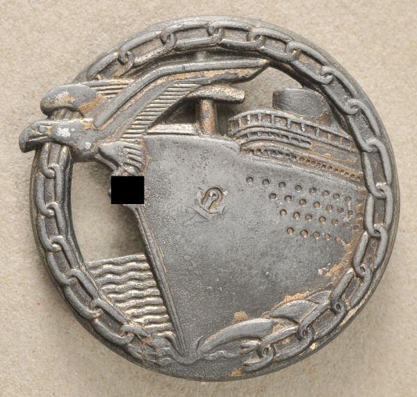 Germany (1933-1945)  Blokade Runner Badge.  Zinc, on pin.  Condition: II    Starting price: 70