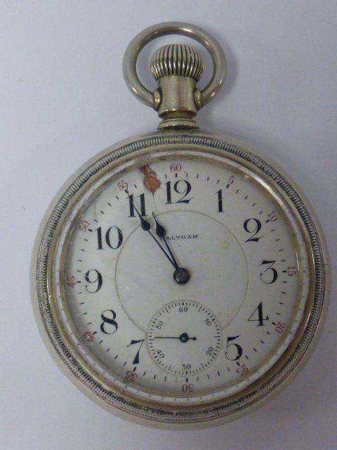 Waltham 21 Ruby jewel pocket watch, No.76238 stamped to case, needs repair