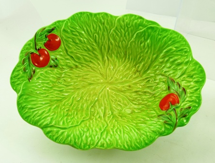 A SYLVAC EARTHENWARE FLOWER DISH having raised stamen centre and pink border plus three other - Image 2 of 9