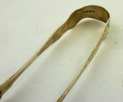 A SELECTION OF SILVER ITEMS to include a pair of Kings pattern Victorian TONGS, London 1871. A - Image 6 of 6