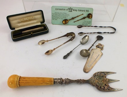 A MIXED LOT, to include a Victorian plated bread fork, a pair of Edward VIII silver gilt copies of