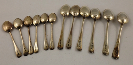 RICHARD TURNER A SET OF SIX SILVER TEASPOONS, Old English pattern with period E.L. monograms, - Image 2 of 4