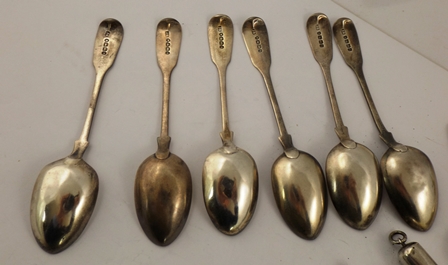 A SELECTION OF SILVER TEASPOONS AND VARIOUS OTHER SPOONS comprising; two caddy spoons, six fiddle - Image 2 of 2