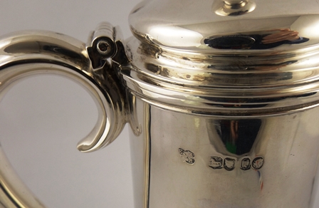 BARNARD FAMILY A SILVER FLAGON having hinged lid with finial, tapered and ringed body and scroll - Image 3 of 4