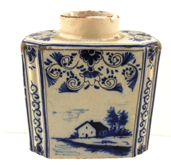 AN 18TH CENTURY ENGLISH TIN GLAZED EARTHENWARE, POSSIBLY BOW, TEA CANISTER having oblong body with