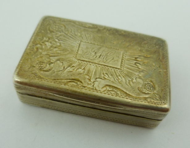 LEDSAM VALE & WHEELER  A GEORGIAN SILVER PILL/SNUFF BOX, rectangular with foliate engraved top,