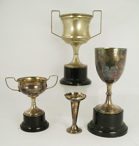 A SELECTION OF THREE EPNS TROPHY CUPS, engraved, together with a SPILL VASE