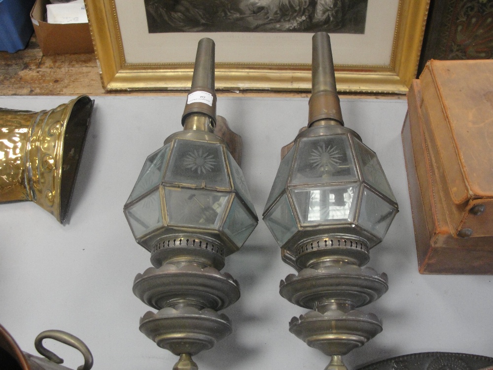 A pair of carriage lamps, c1900