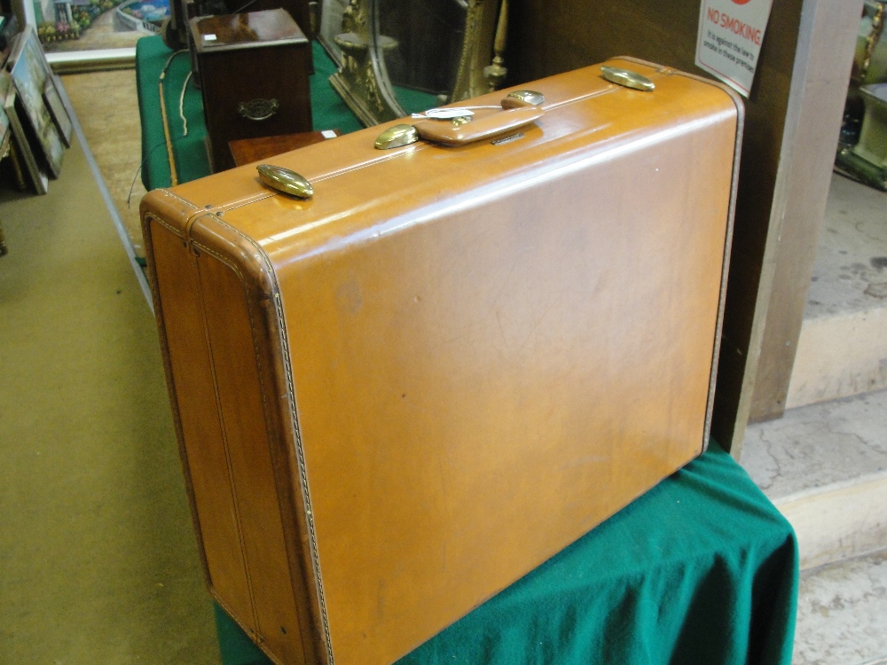 A vintage Samsonite suitcase