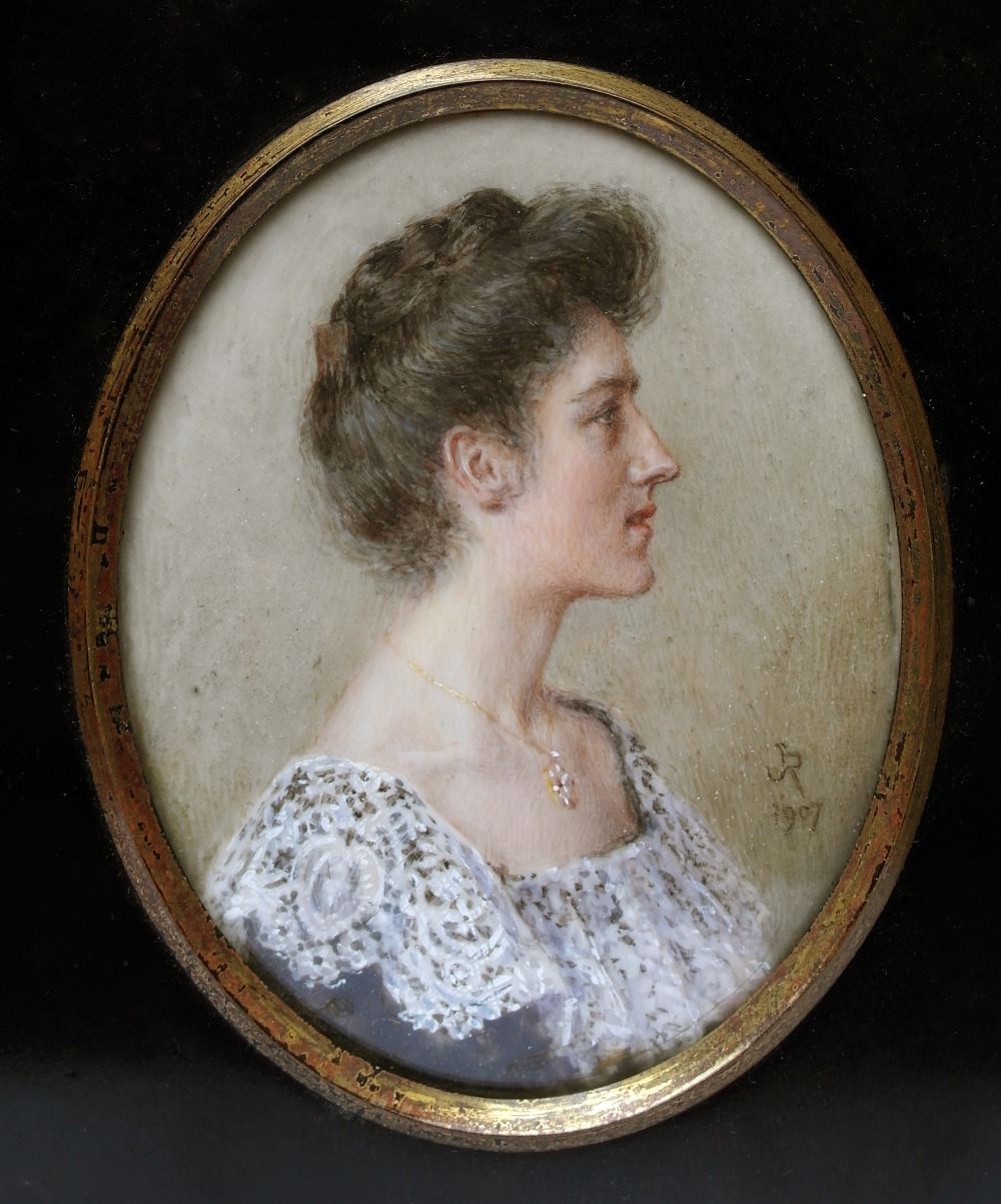 Janet Robertson (British, b. 1880, exh. 1902-1930):
A portrait miniature of a lady in side