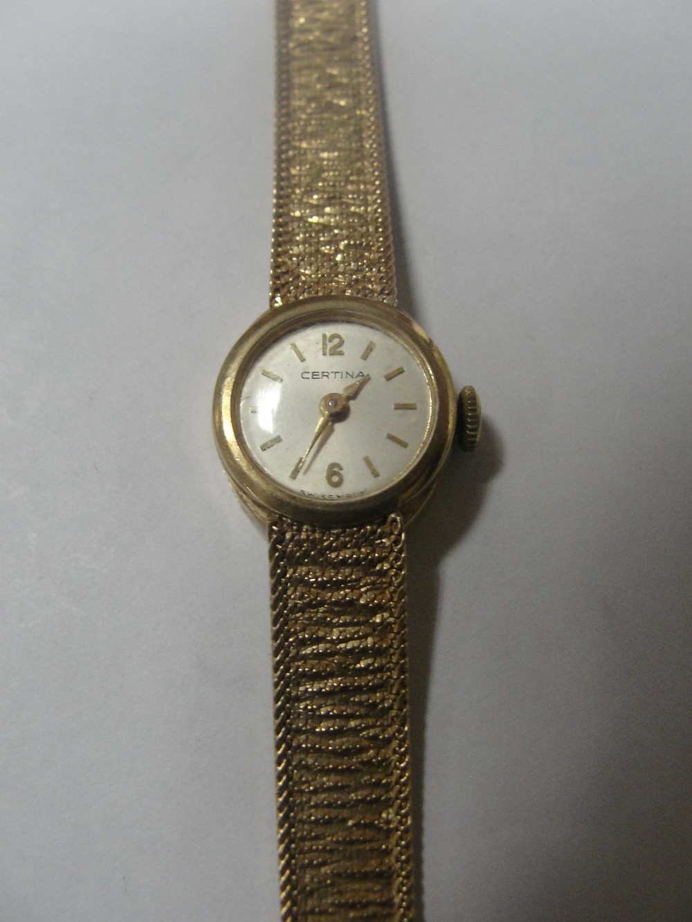 A 9ct Certina ladies wristwatch