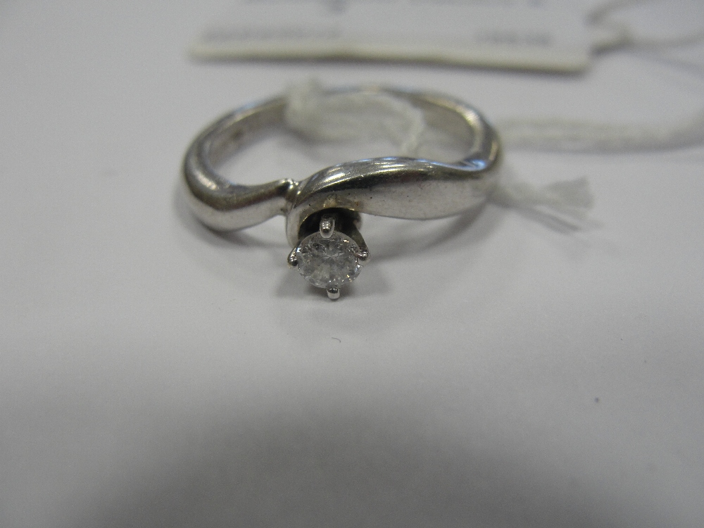 A 9ct .15 diamond solitaire ring