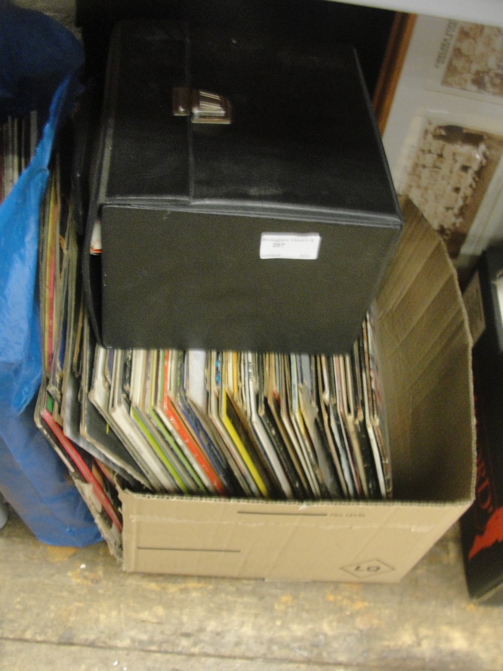 A quantity of LP records to inc The Beatles, Elvis; together with a quantity of 7" singles