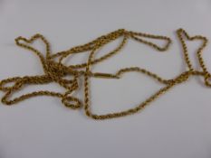 A Lady`s 9 ct Hallmark Muff Chain 13 cms, 13.7 gms.