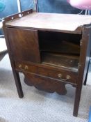 An antique Chippendale style mahogany bedside cupboard, approx. 5 x 42 x 72 cms.