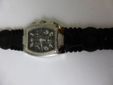 A Technomarine DTSC 31021 Diamond & Stainless Steel Watch: Stainless case with diamonds and