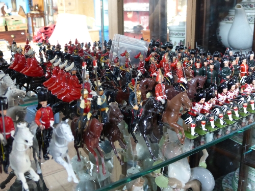 Collection of Britain?s hand painted enamel toy soldiers, London Rifles etc. circa 1956