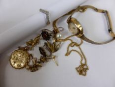 Miscellaneous Jewellery, including 9ct lady`s double locket, 9 c yellow metal chain, odd earrings