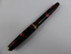 Vintage Lady`s Parker Pen, the marbled pen having 14k nib.