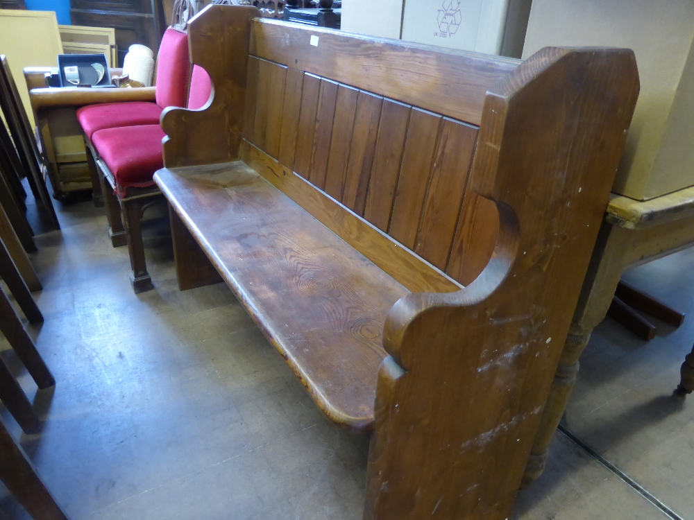 A Vintage Ecclesiastical Pew, approx 92 x 138 x 92 cms