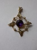 A Lady`s 18 ct Gold Amethyst and Seed Pearl Pendant, 9 mm