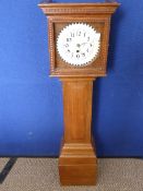 Small Edwardian mahogany granddaughter clock case fitted with a modern electric clock, the case