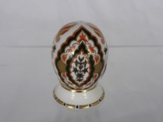 Crown Derby India Pattern Porcelain Egg on Stand.