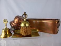 Collection of miscellaneous Brass and Copper including a Copper Jardinière, a Butler`s Brass Crumb